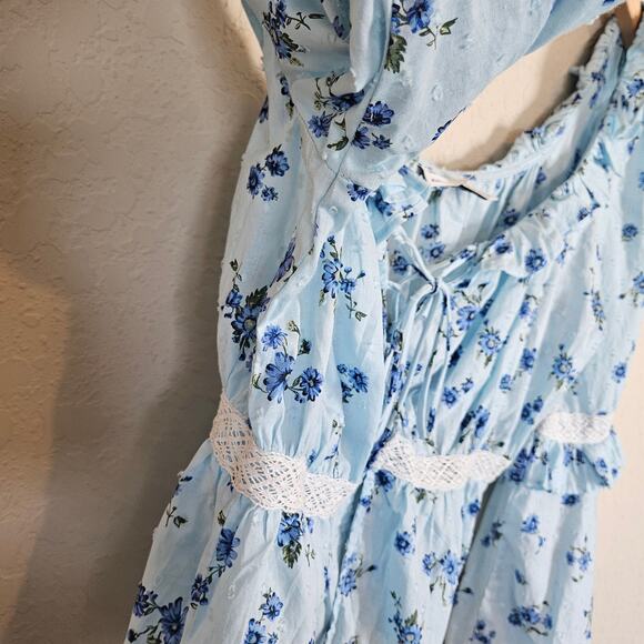 ASOS Bell Sleeve Lace Up Front Top Blue Floral Blouse Women's 10 Faerie Cottage - Picture 4 of 10